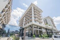 Mega Anggrek Hotel Jakarta Slipi Exterior photo